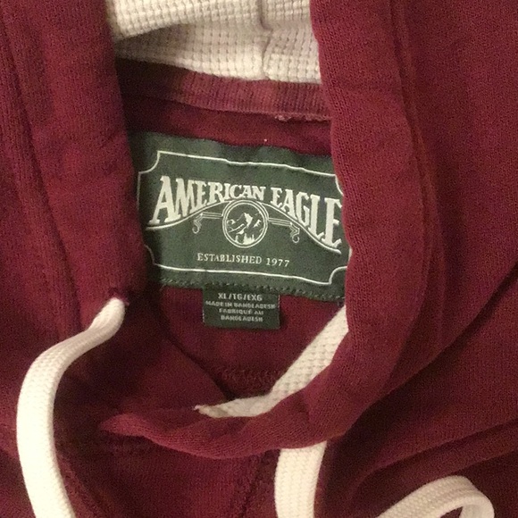 🦅 AEO Hoodie - size XL - Picture 3 of 4